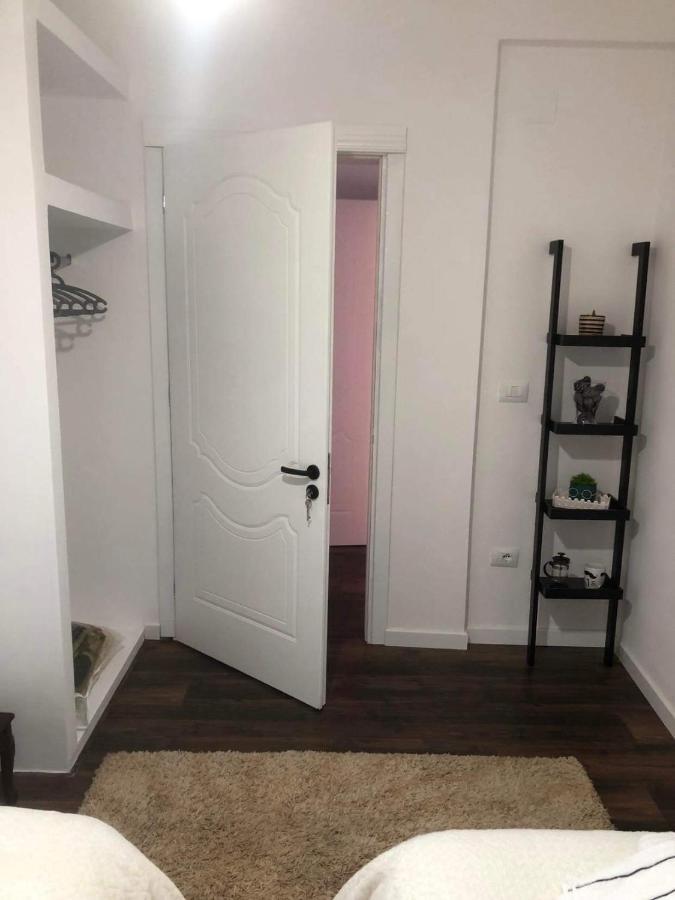 Noah'S Boutique - Apart-Hotel In Korce Eksteriør billede